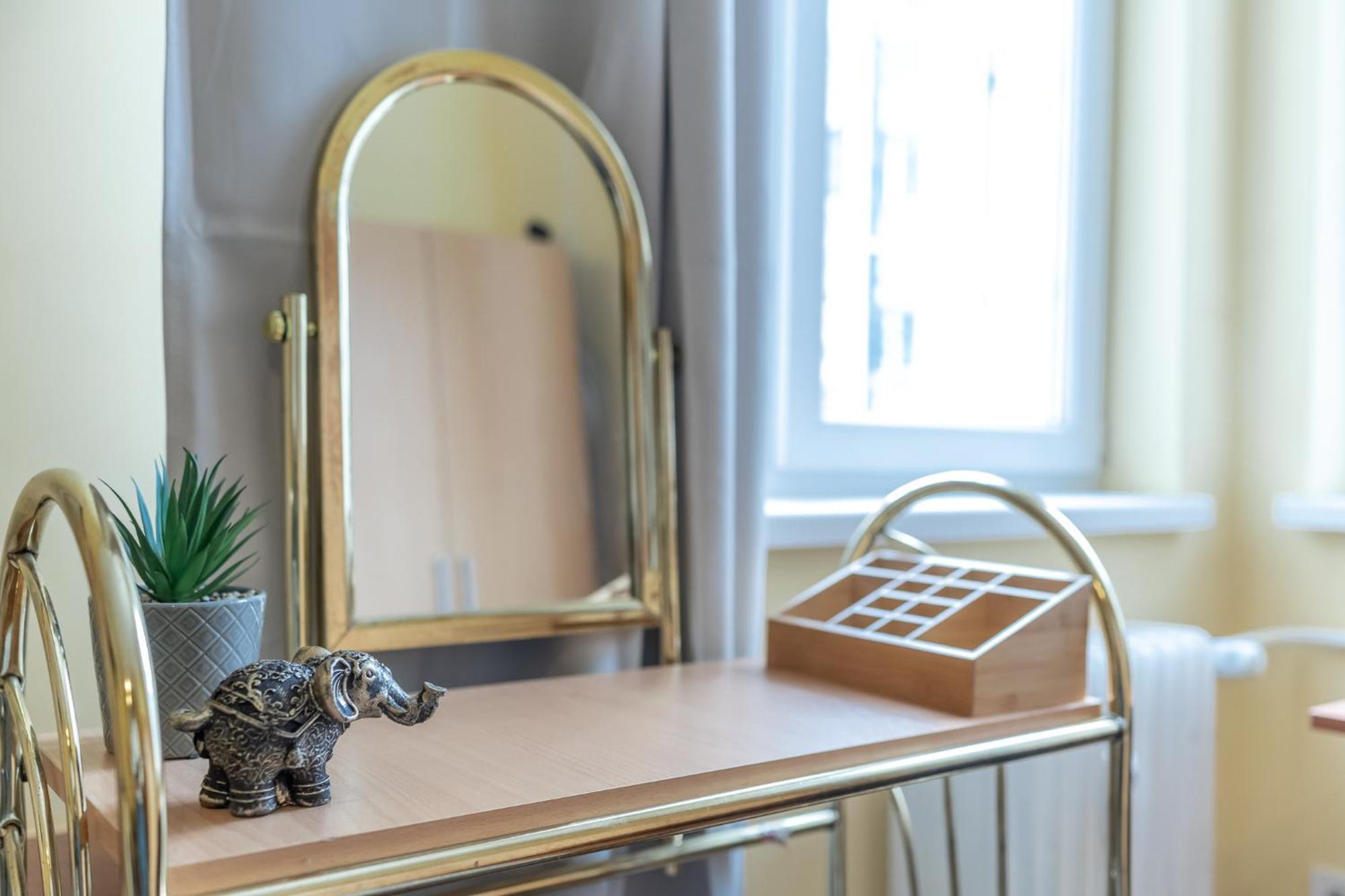 Vintage Home By Ndk And Vitosha Blvd With Free Secured Parking София Екстериор снимка